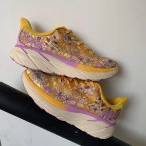 Hoka x Free people Movement Clifton 8